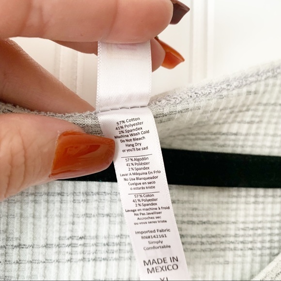 Lularoe Women’s XL Gray Heathered Classic T - Picture 4 of 5